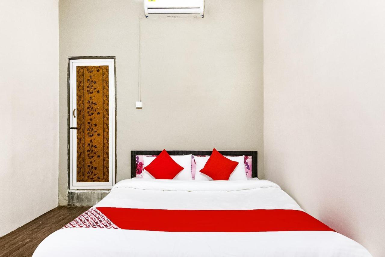 Oyo 69647 Yash Lodge Jabalpur Dış mekan fotoğraf